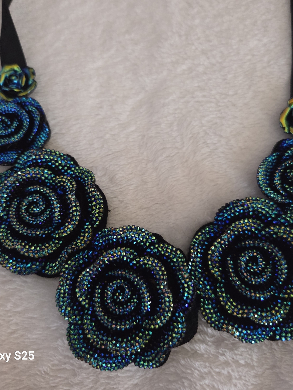 Handcrafted Iridescent Blue Crystal Rose Statement Necklace OS